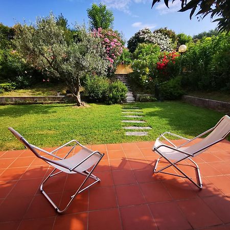 Casa Ghirlanda Con Piscina E Campo Da Tennis Lazise Exterior photo